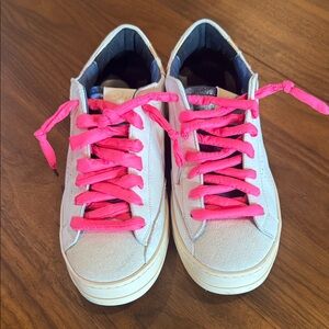 P448 White Sneakers with Pink Laces